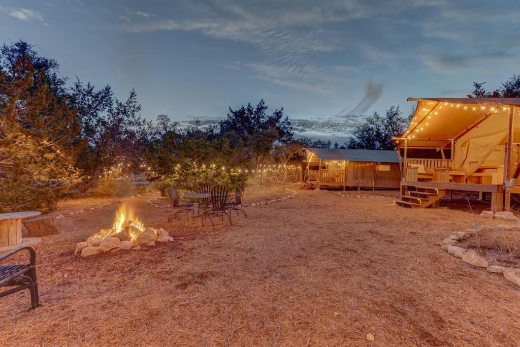 12 Fires Luxury Glamping With Heating #3 Hotel Johnson City Luaran gambar